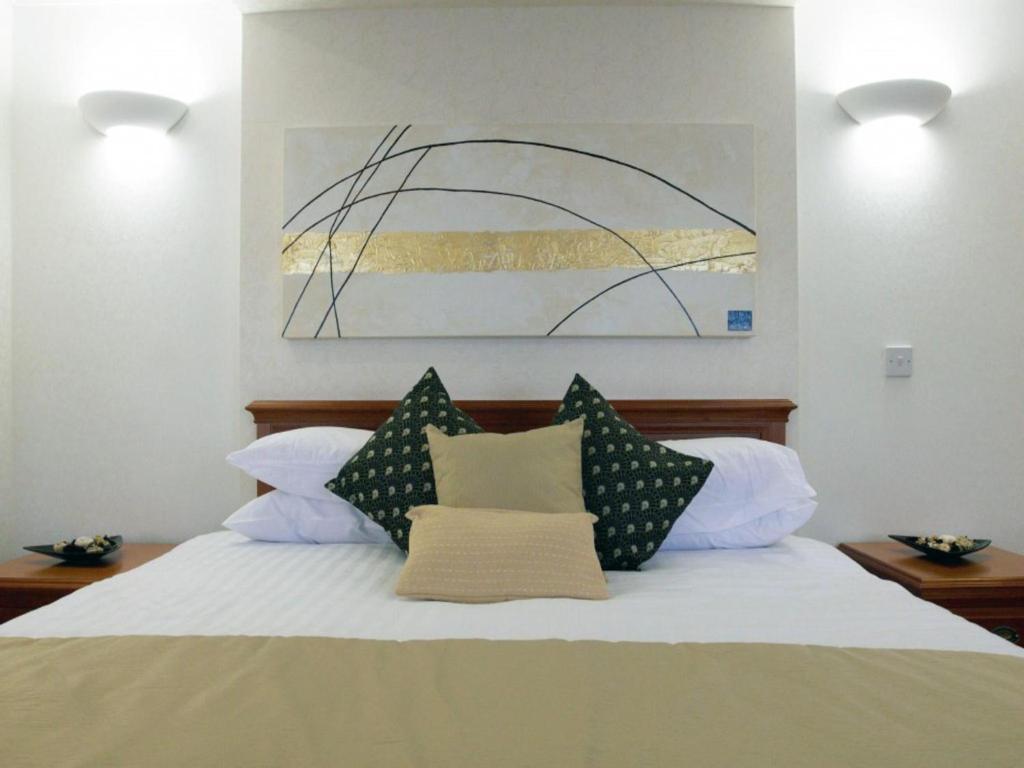 The Barns Hotel Cannock Bilik gambar