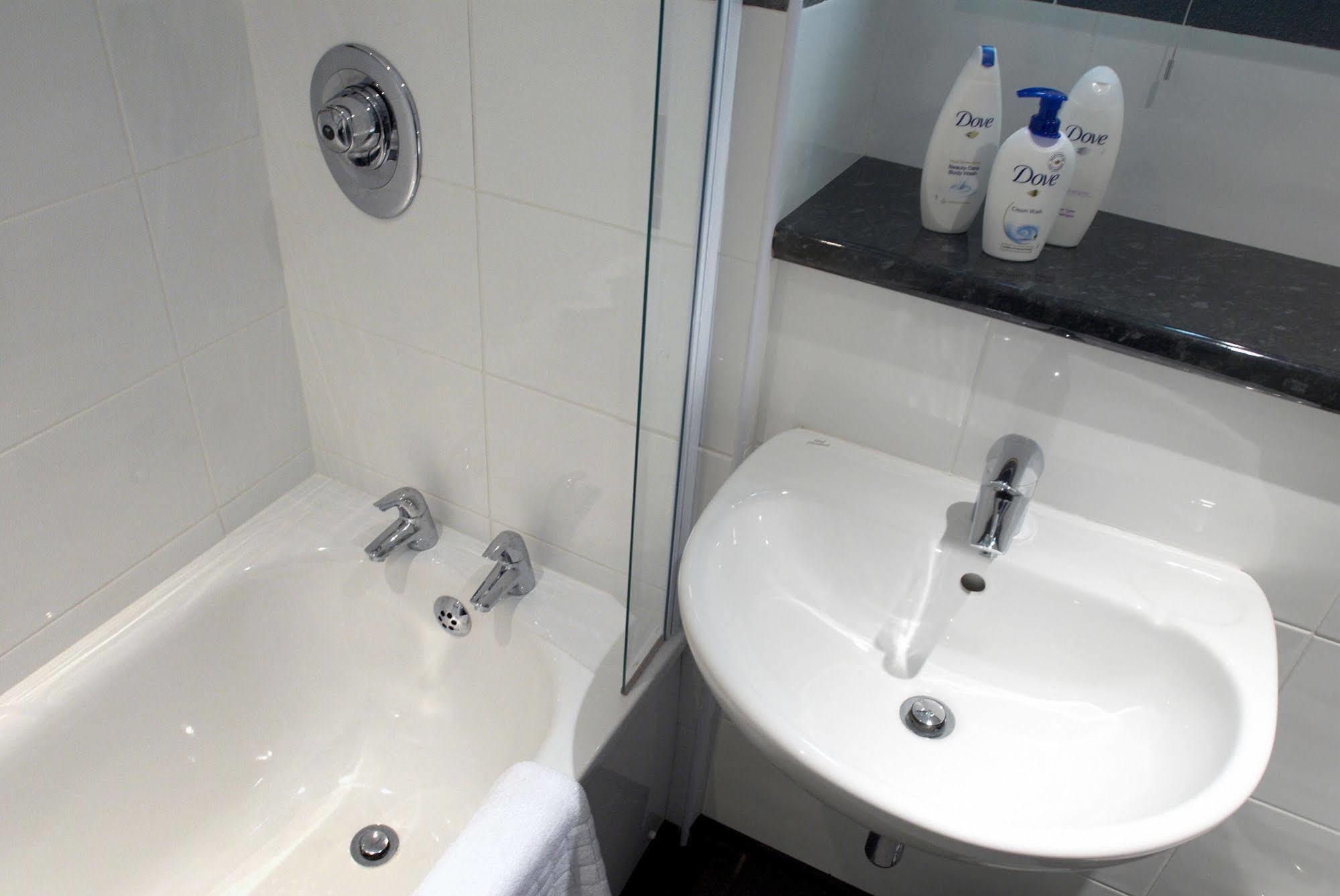 The Barns Hotel Cannock Luaran gambar