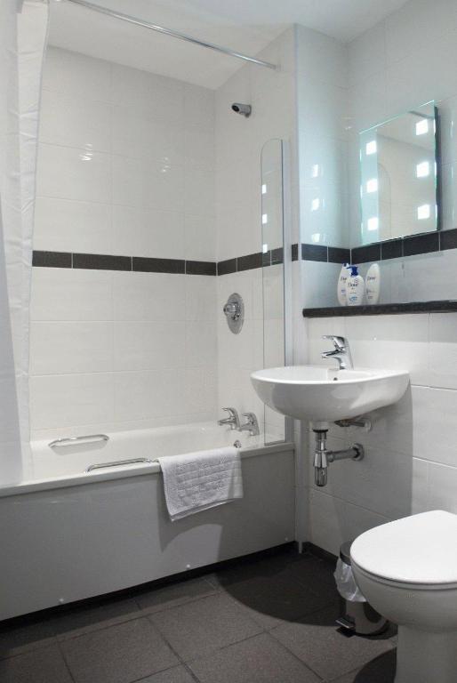 The Barns Hotel Cannock Bilik gambar